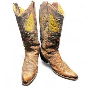 Vintage Distressed Corral Boots, 8